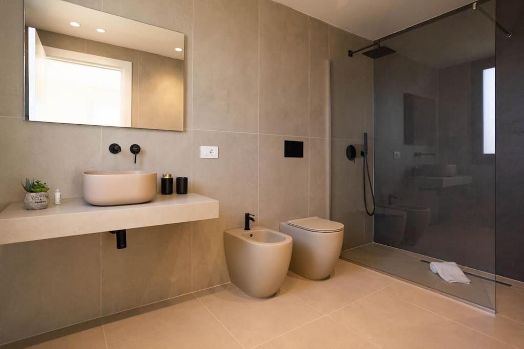 Luxury Jacuzzi Nettuno Apartamento