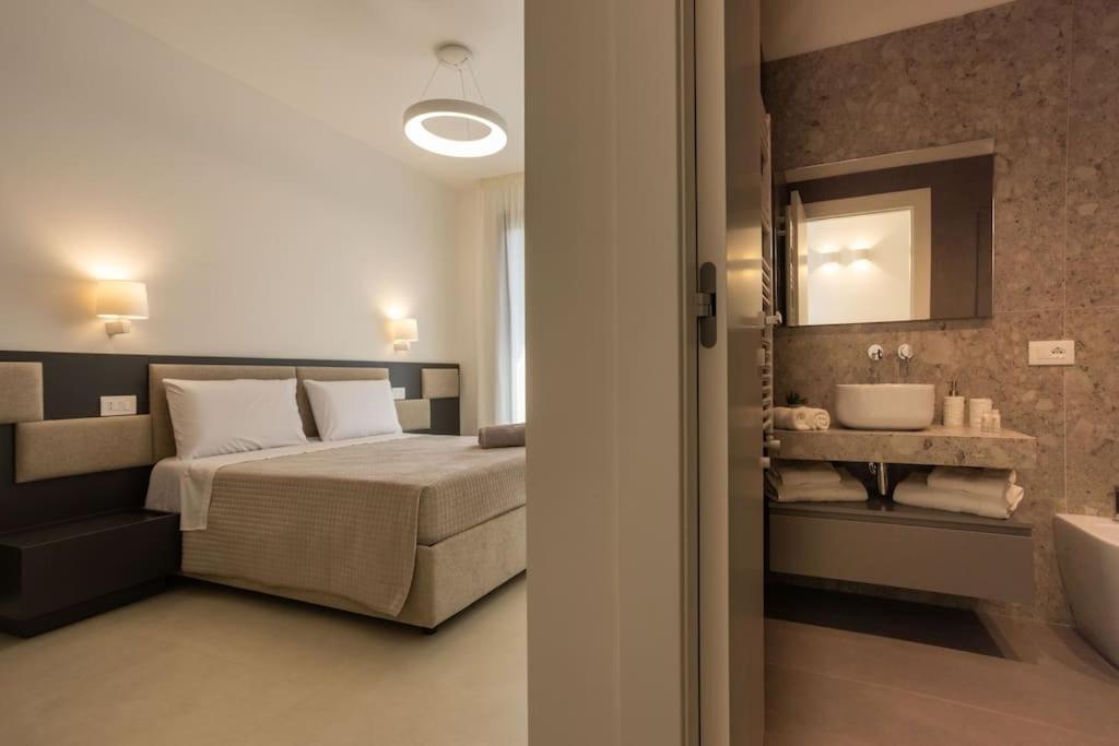 Luxury Jacuzzi Nettuno Apartamento